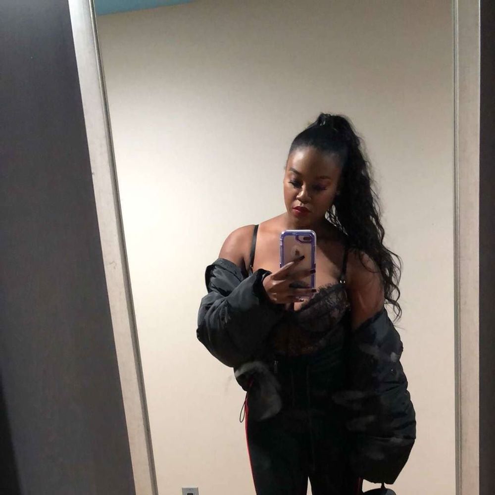 Meet your Posher, Jasmine